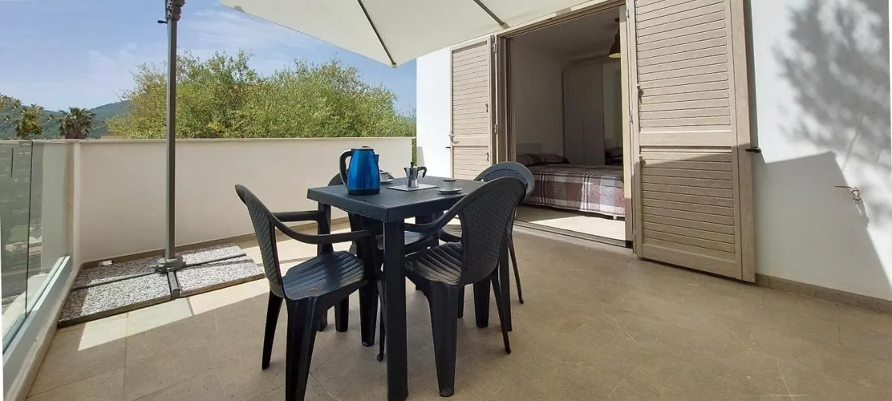Appartamento Brigida Bilocale 2 Posti Vicino Al Centro San Teodoro  San Teodoro (Sardinia)